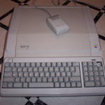 Apple IIe Platinum (1986)